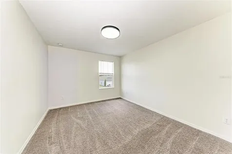 5826 143rd Court E Bradenton FL 34211