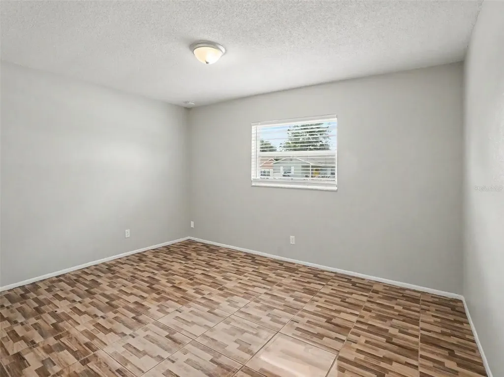 615 Thomas Jefferson Way Orlando FL 32809