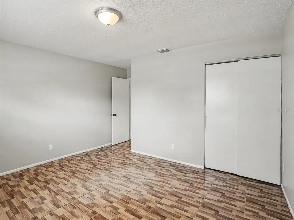 615 Thomas Jefferson Way Orlando FL 32809