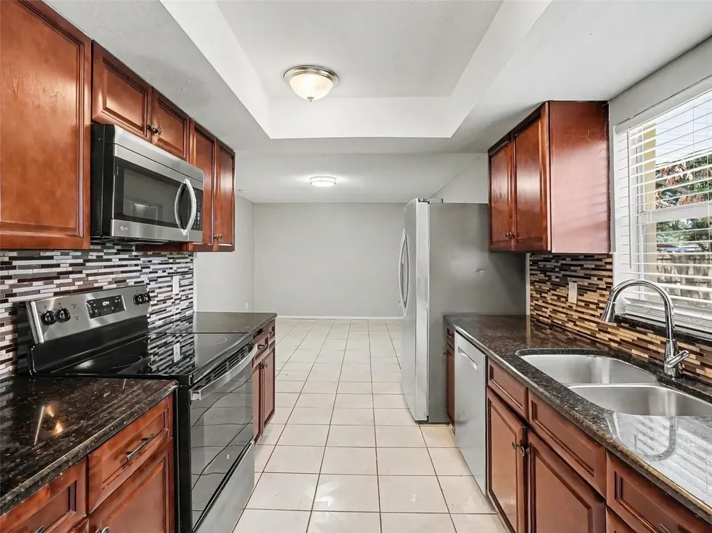 615 Thomas Jefferson Way Orlando FL 32809