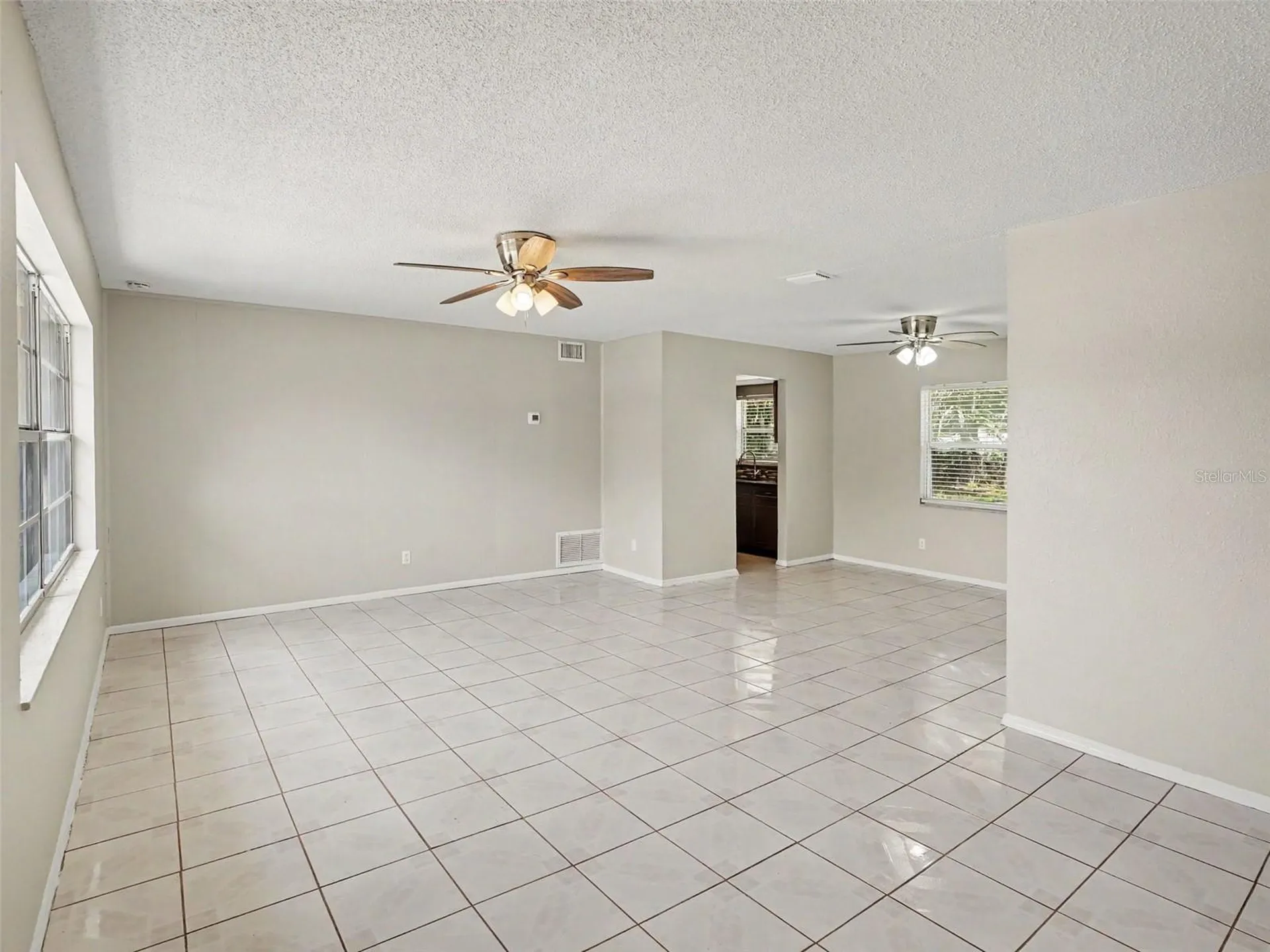 615 Thomas Jefferson Way Orlando FL 32809