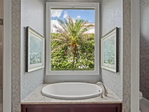 8628 Farthington Way Orlando FL 32827
