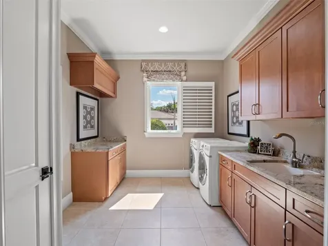 8628 Farthington Way Orlando FL 32827