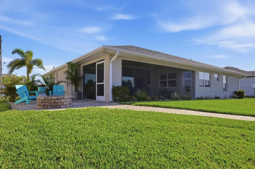 15738 Applewhite Circle Port Charlotte FL 33981