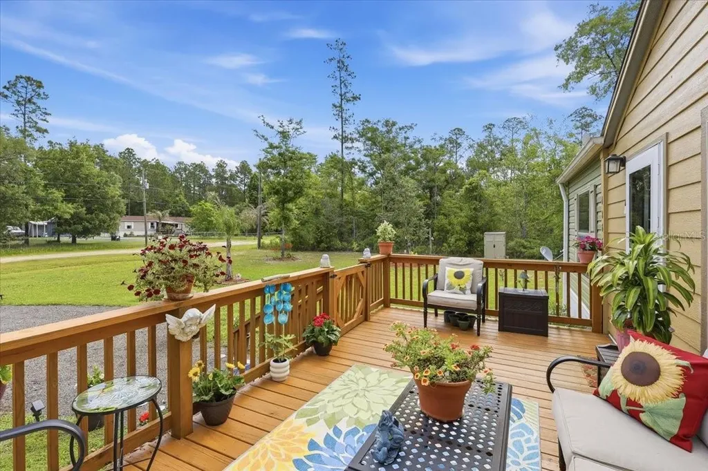 4365 Gladys Street Hastings FL 32145