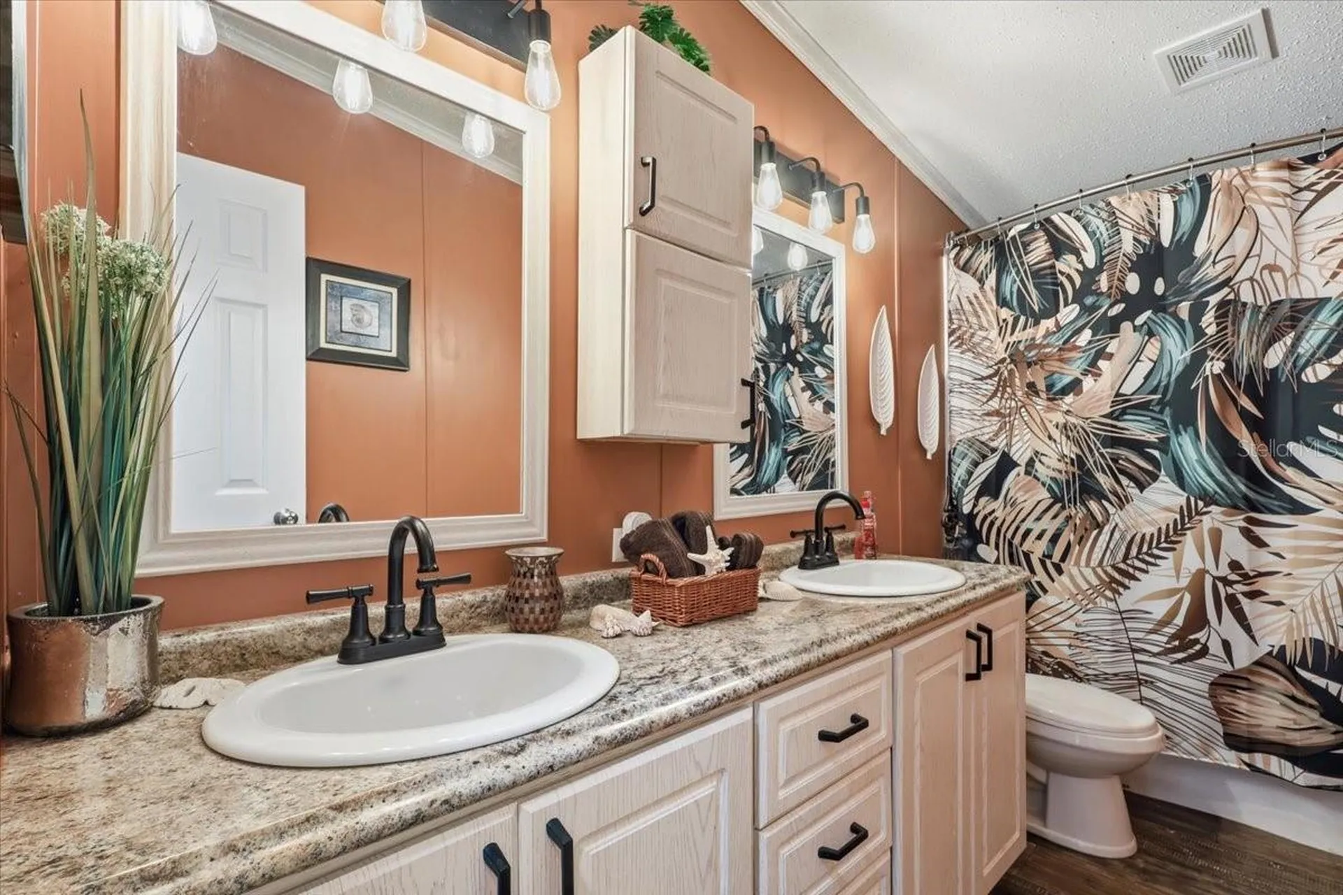 4365 Gladys Street Hastings FL 32145