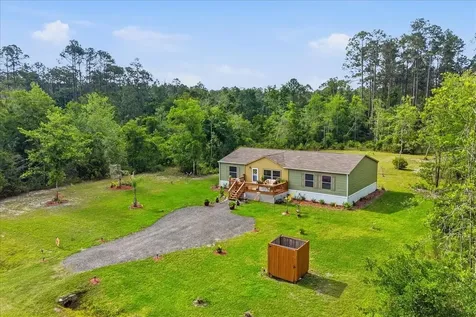4365 Gladys Street Hastings FL 32145