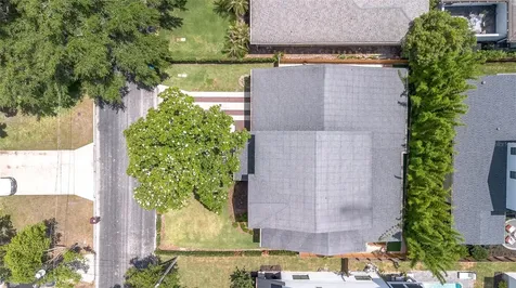 1126 Edwards Lane Orlando FL 32804