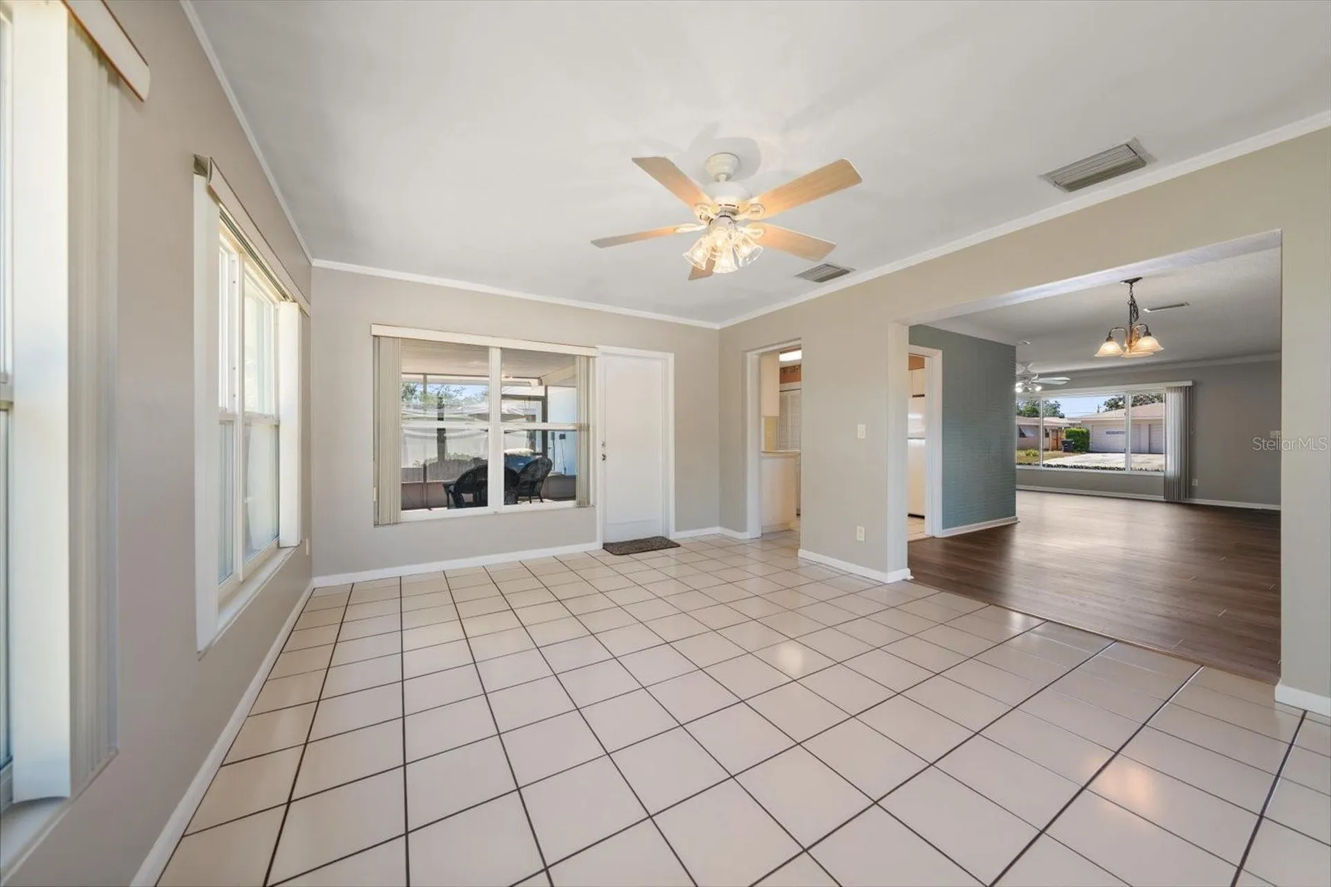 2019 Kenmoore Drive Clearwater FL 33764