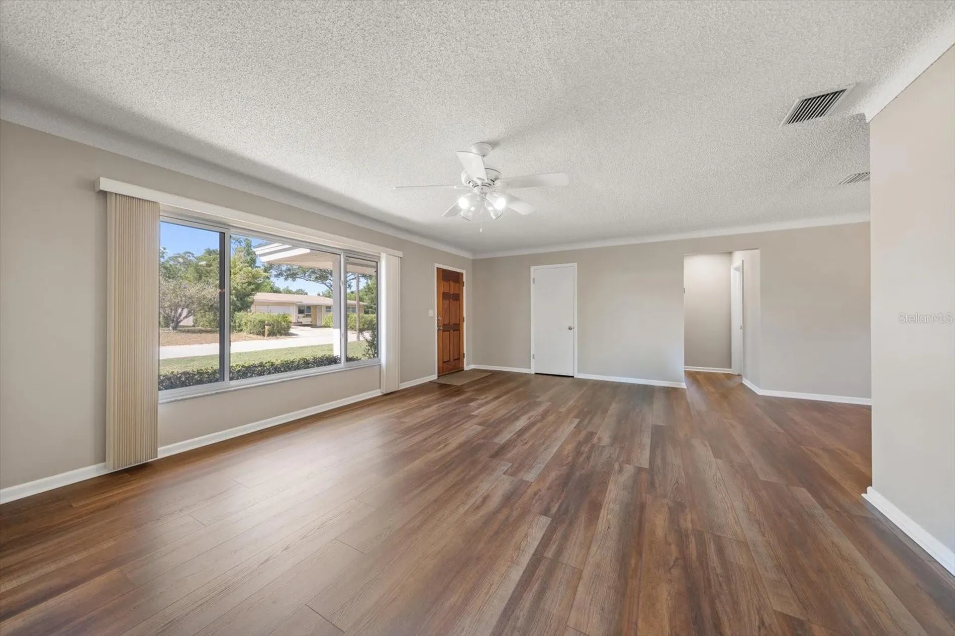 2019 Kenmoore Drive Clearwater FL 33764