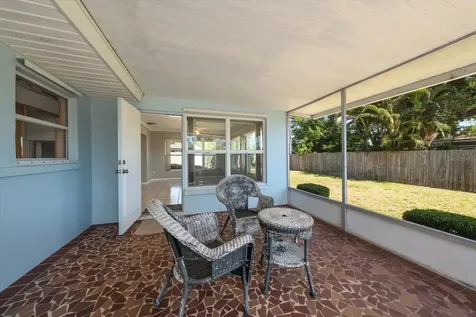 2019 Kenmoore Drive Clearwater FL 33764