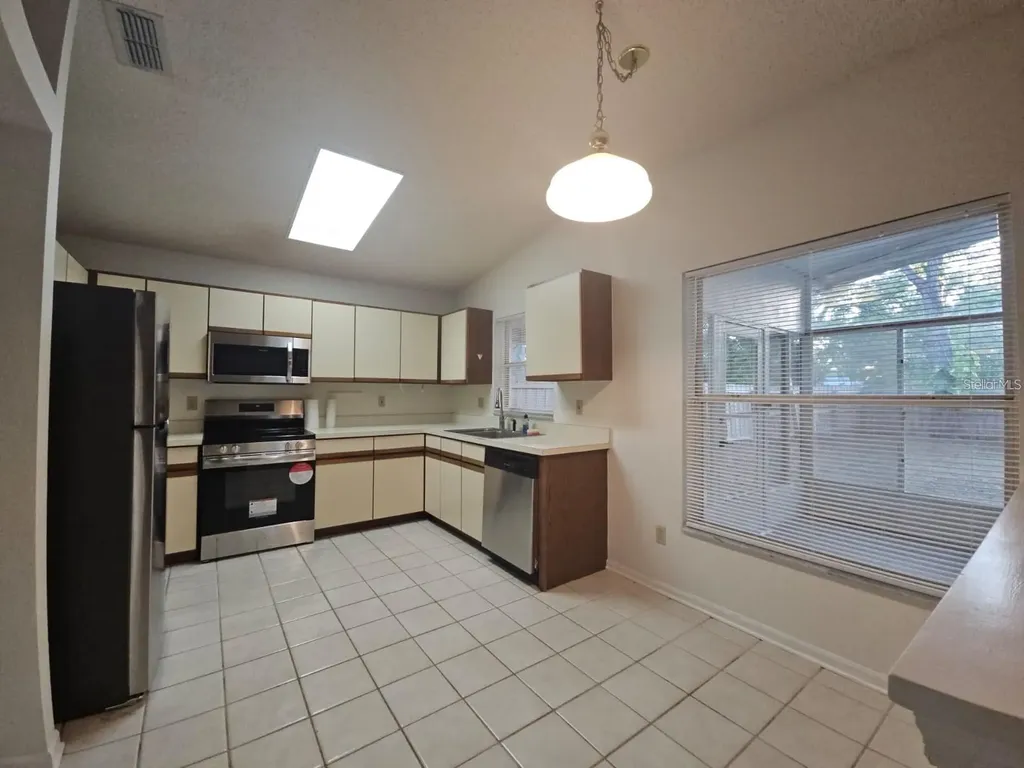 3804 Wingbow Court Orlando FL 32817