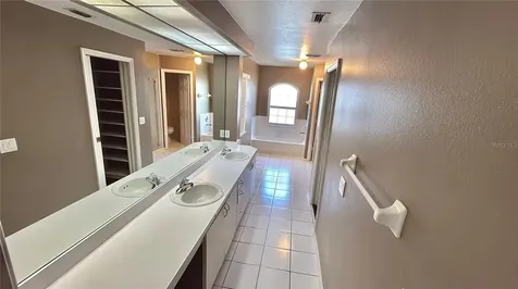 3028 Stillwater Drive Kissimmee FL 34743