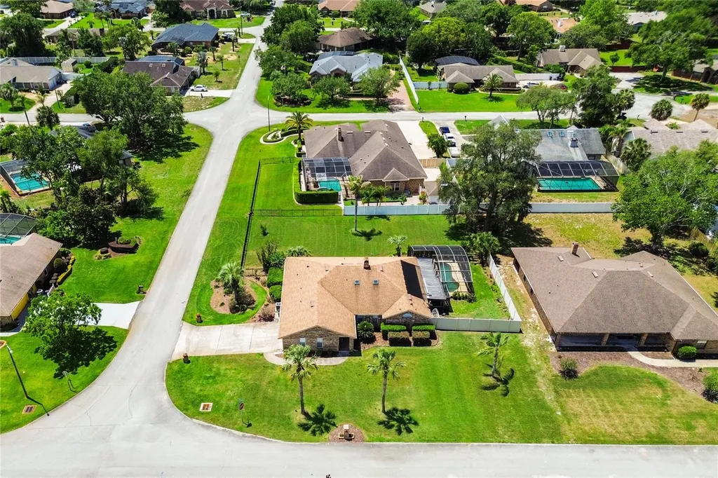 565 Hayman Court Debary FL 32713