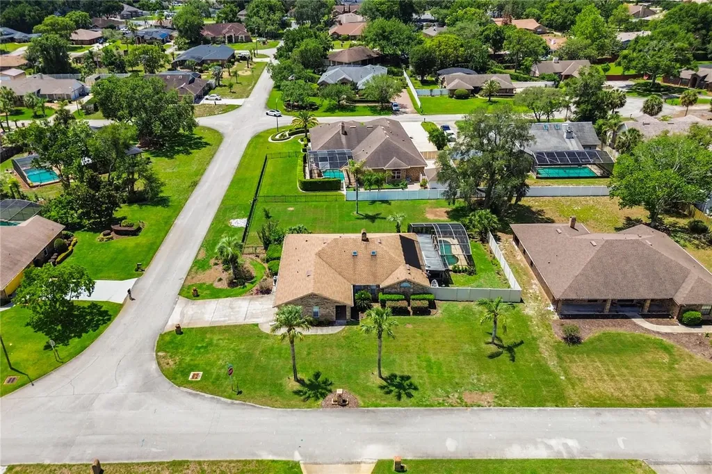 565 Hayman Court Debary FL 32713