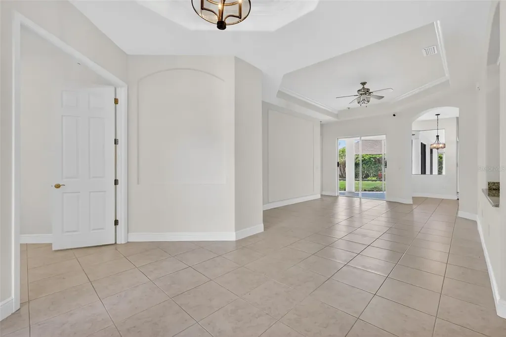8237 Bridgeport Bay Circle Mount Dora FL 32757