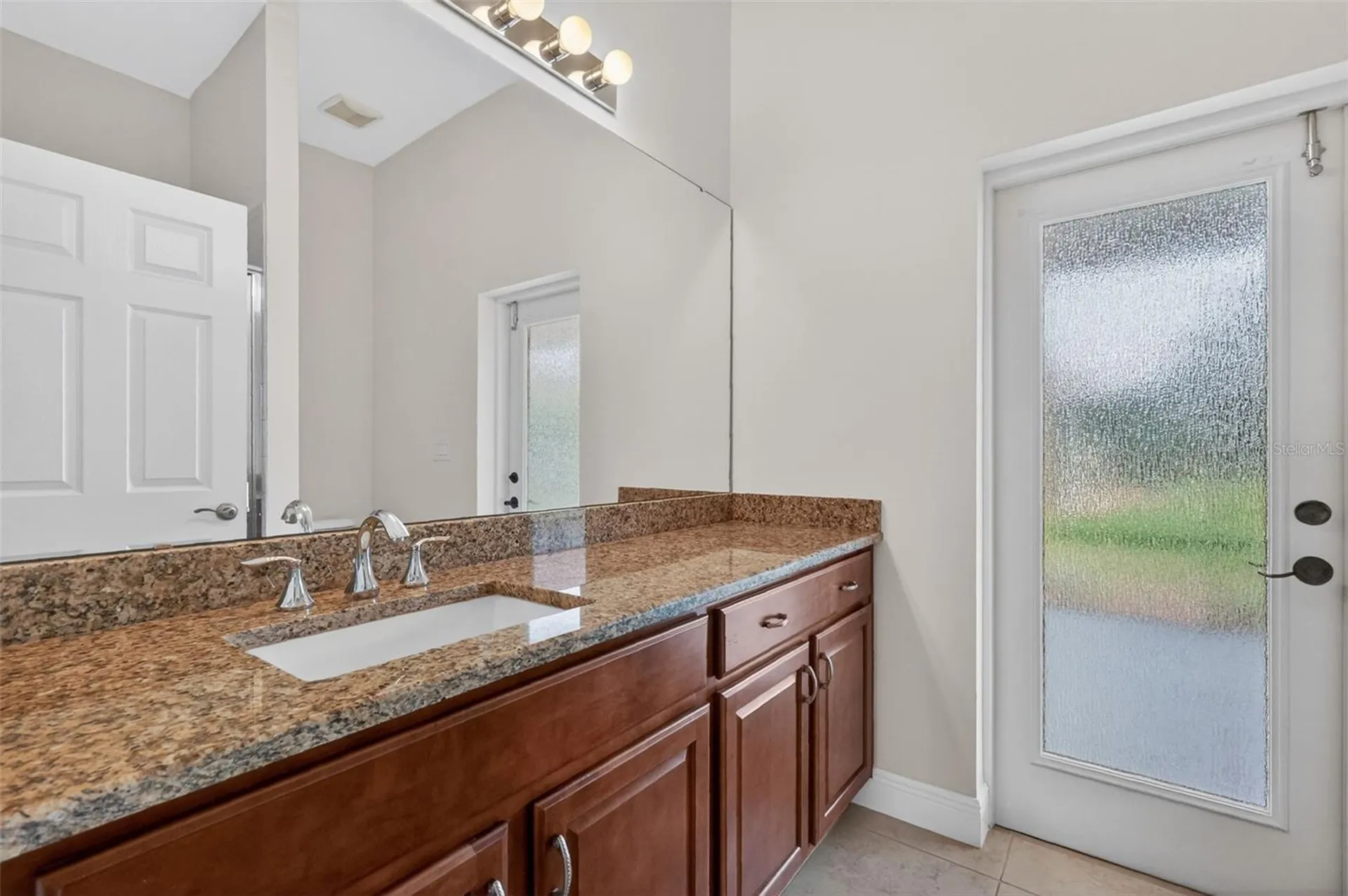 8237 Bridgeport Bay Circle Mount Dora FL 32757