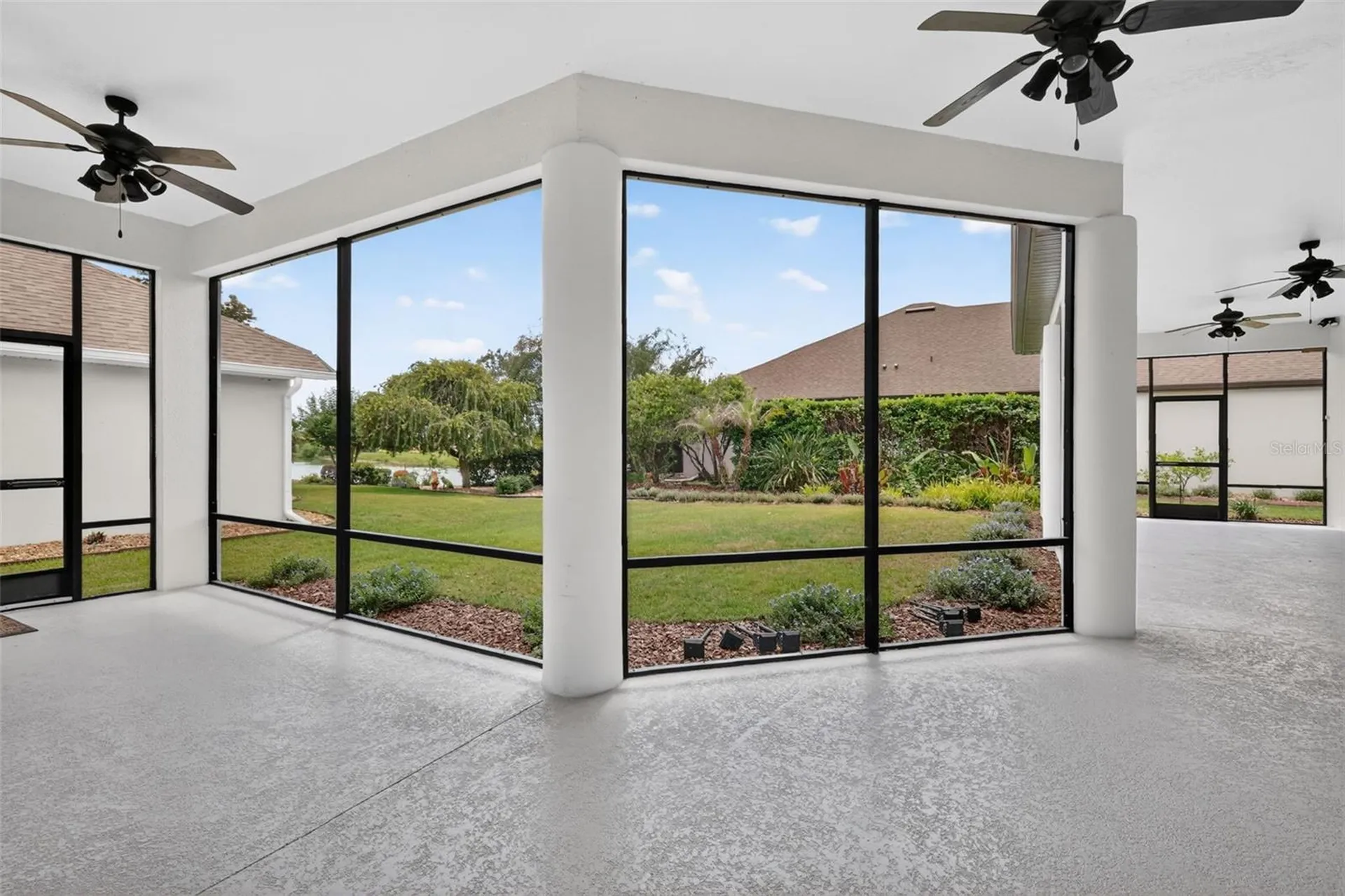 8237 Bridgeport Bay Circle Mount Dora FL 32757