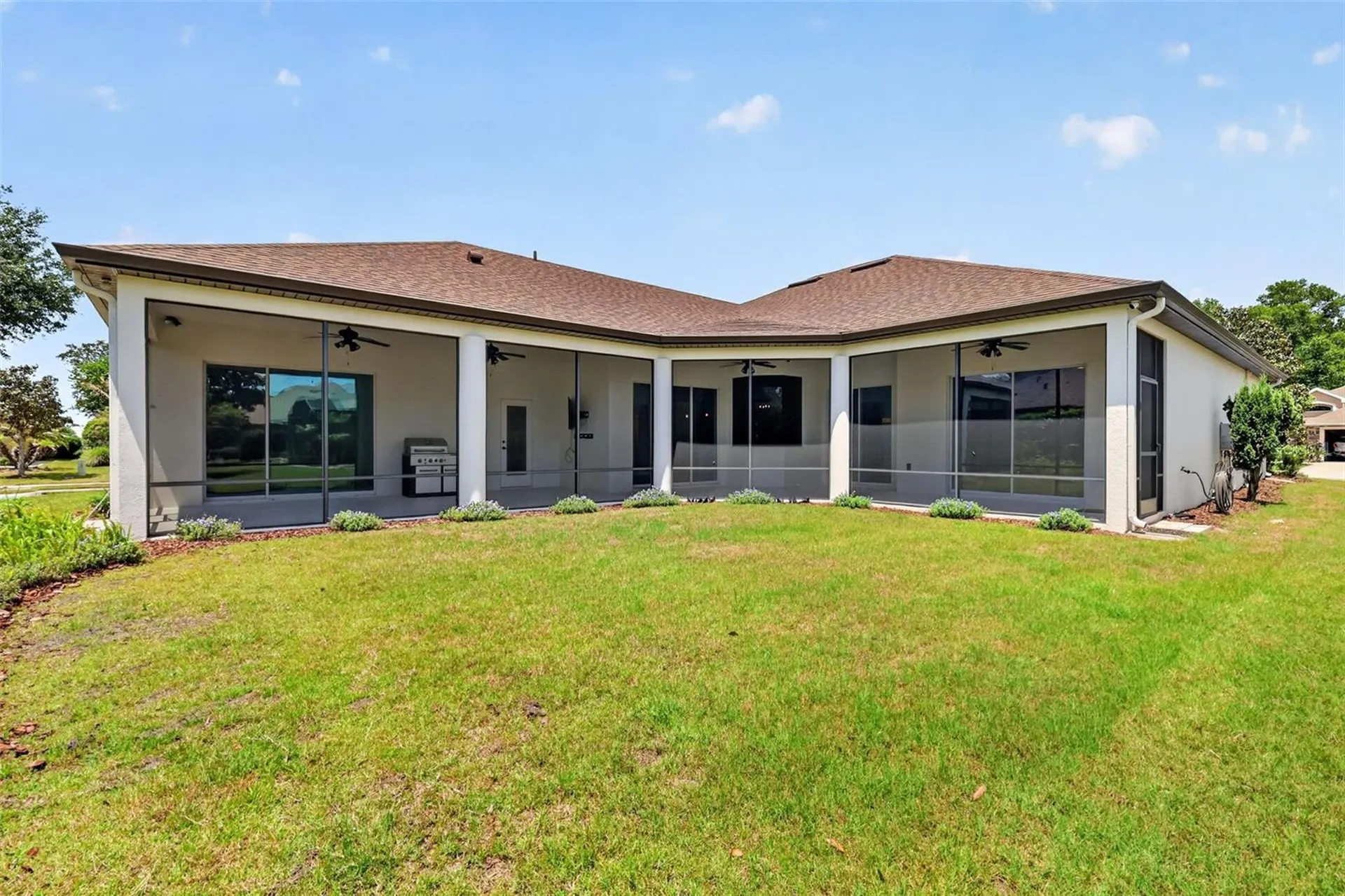 8237 Bridgeport Bay Circle Mount Dora FL 32757