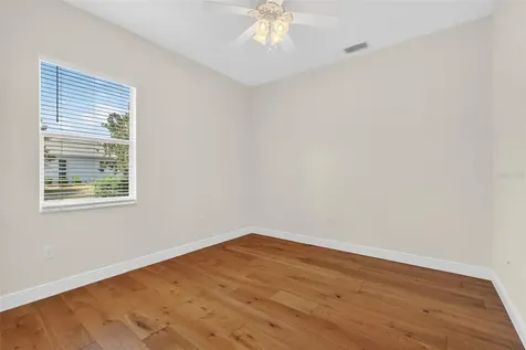 8237 Bridgeport Bay Circle Mount Dora FL 32757