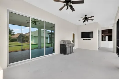 8237 Bridgeport Bay Circle Mount Dora FL 32757