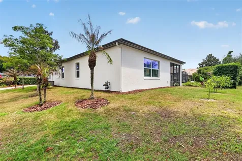 8237 Bridgeport Bay Circle Mount Dora FL 32757