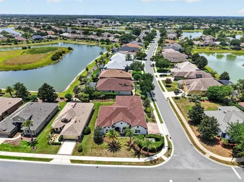 8237 Bridgeport Bay Circle Mount Dora FL 32757