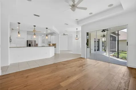8237 Bridgeport Bay Circle Mount Dora FL 32757