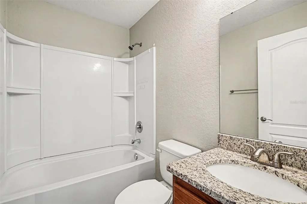 8187 Woodvine Circle Lakeland FL 33810