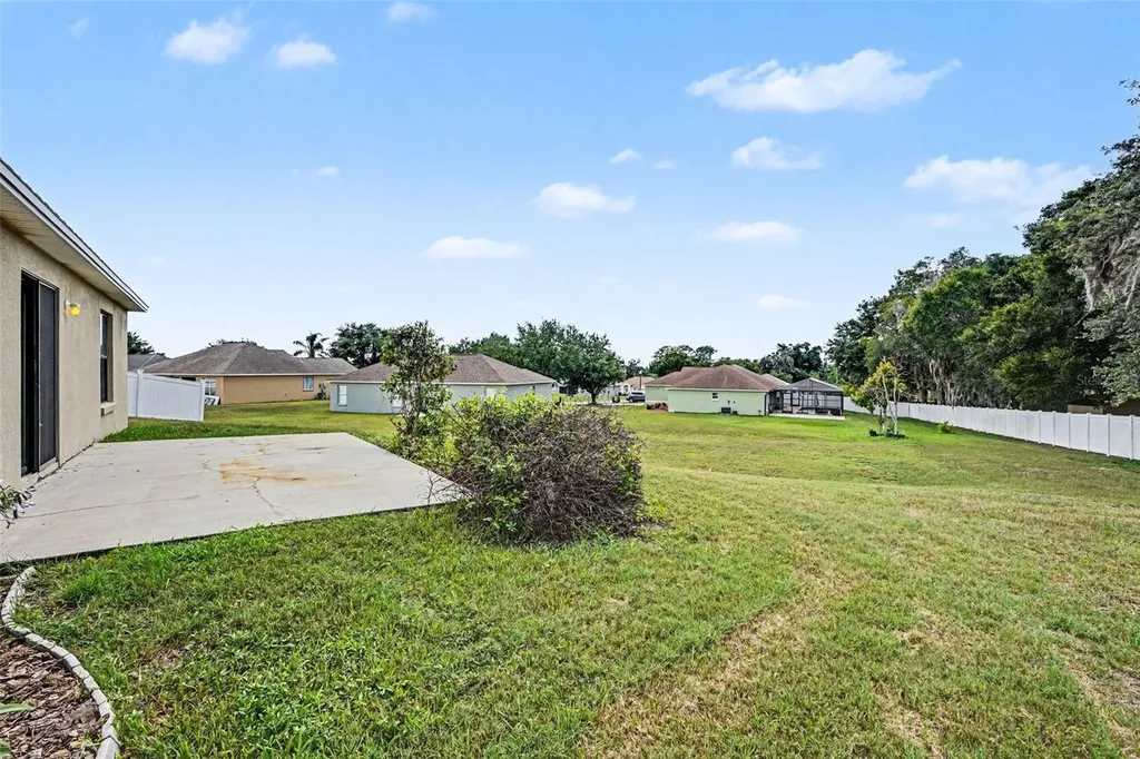 8187 Woodvine Circle Lakeland FL 33810