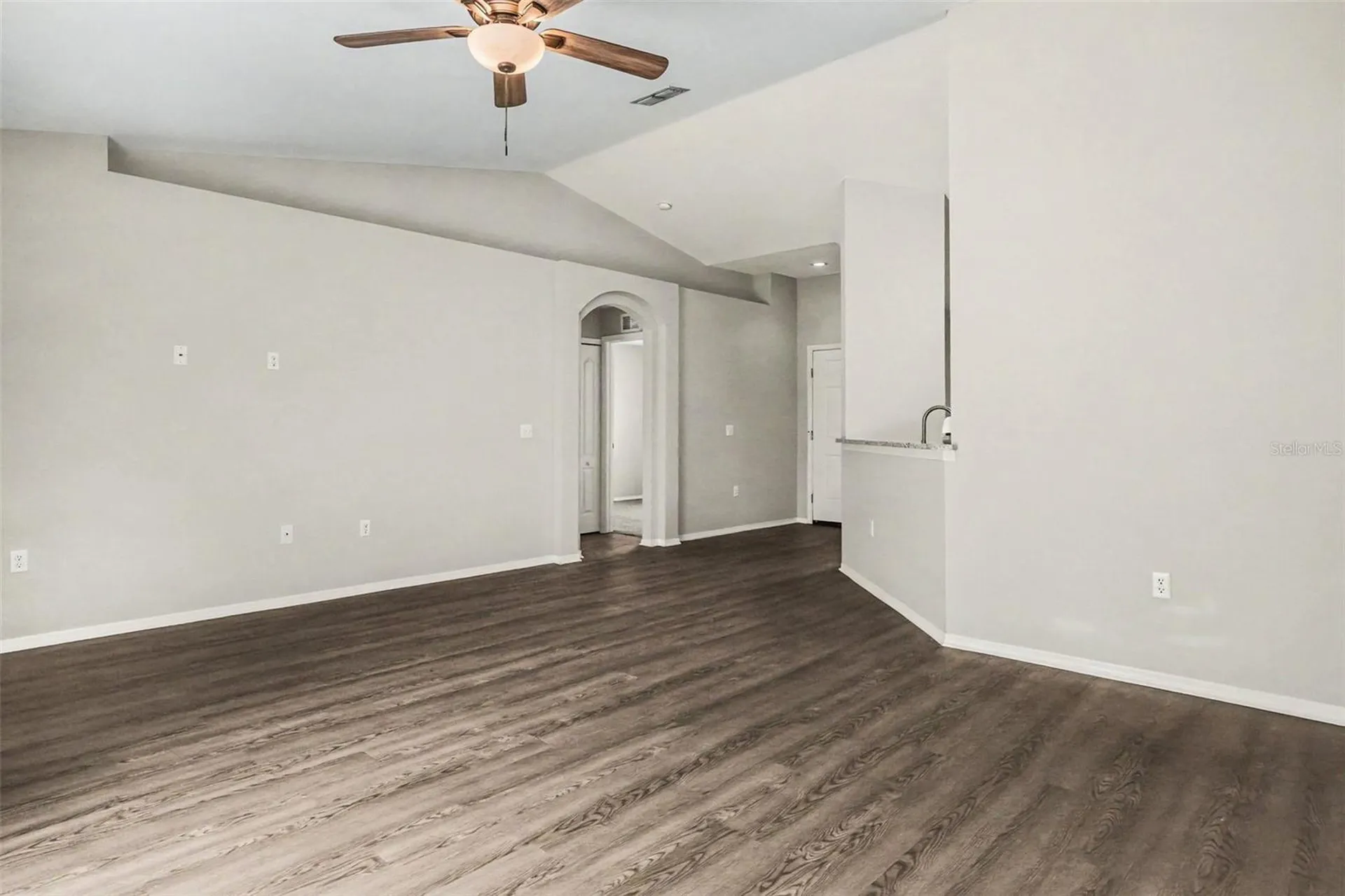 8187 Woodvine Circle Lakeland FL 33810