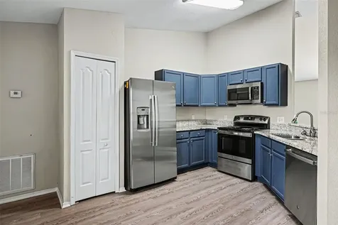 8187 Woodvine Circle Lakeland FL 33810