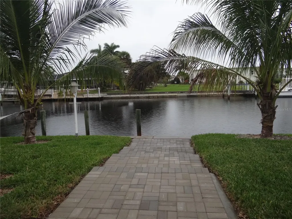 470 Bal Harbor Boulevard Punta Gorda FL 33950