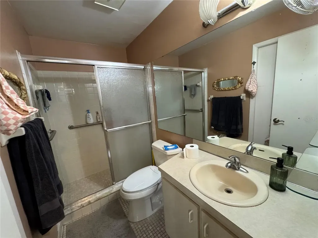 2372 Oak Park Way Orlando FL 32822