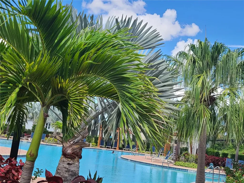 17605 Cantarina Cove Bradenton FL 34211