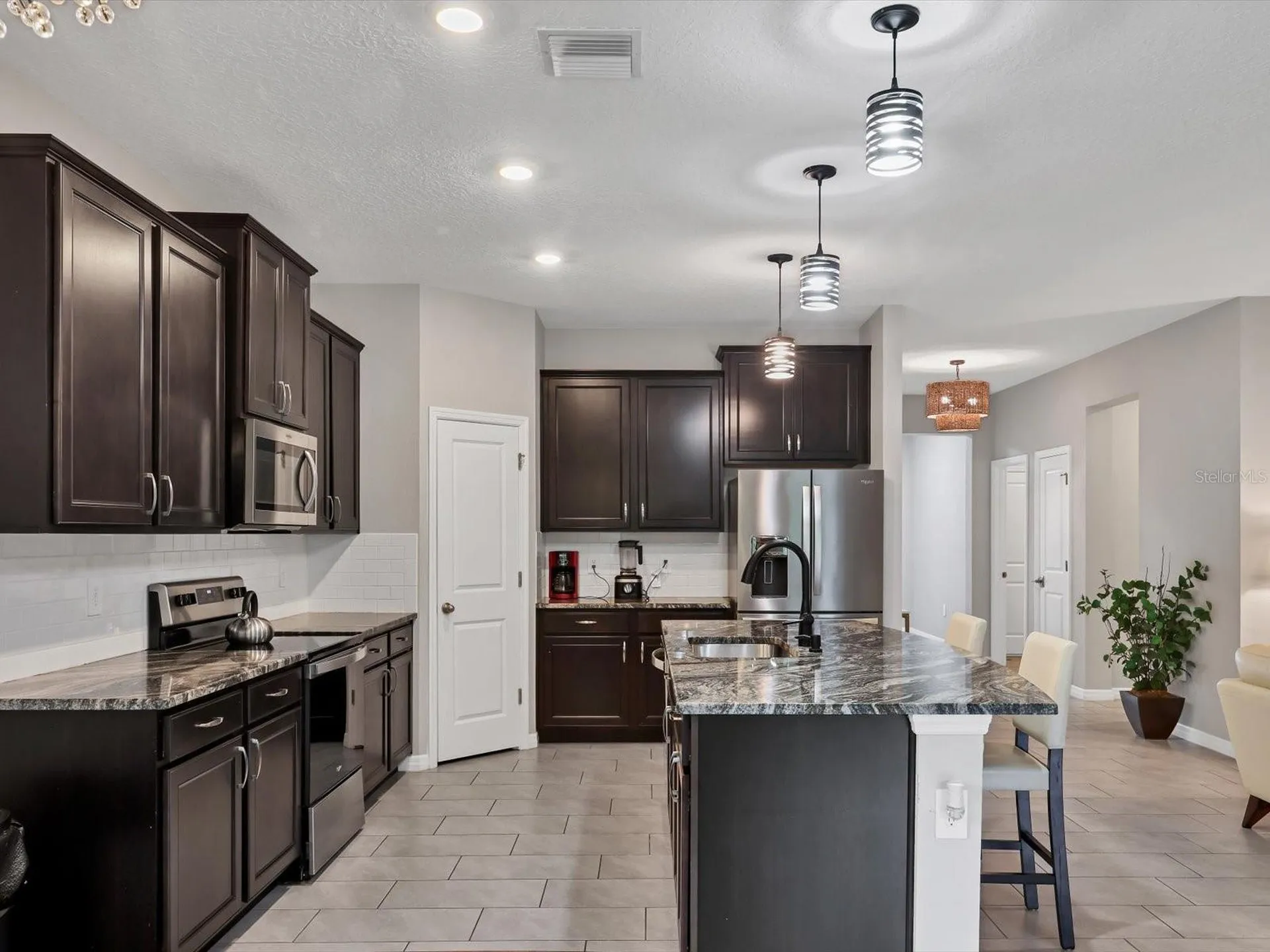 17605 Cantarina Cove Bradenton FL 34211