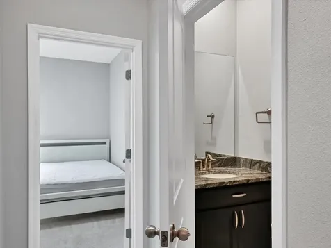 17605 Cantarina Cove Bradenton FL 34211