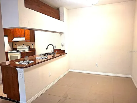 13304 Sanctuary Cove Tampa FL 33637