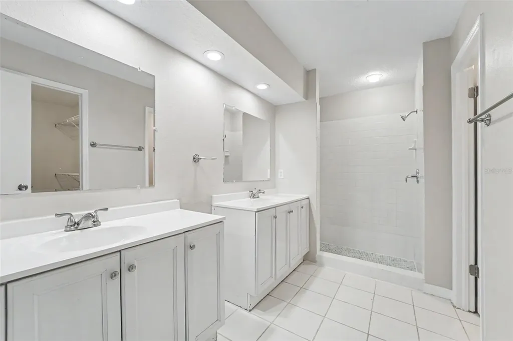 7603 Savannah Lane Tampa FL 33637