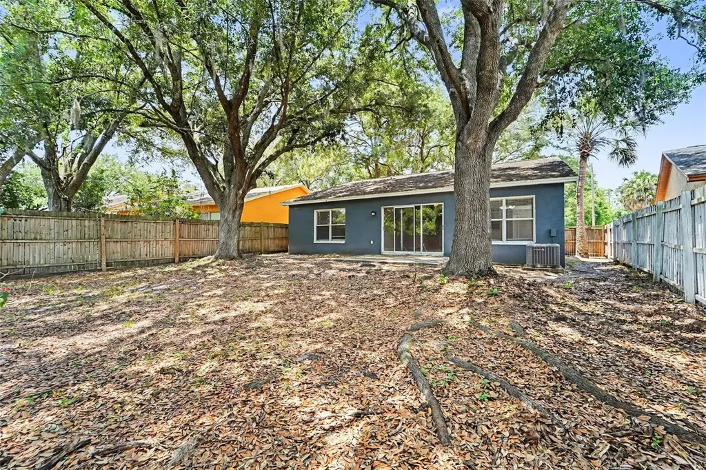 7603 Savannah Lane Tampa FL 33637