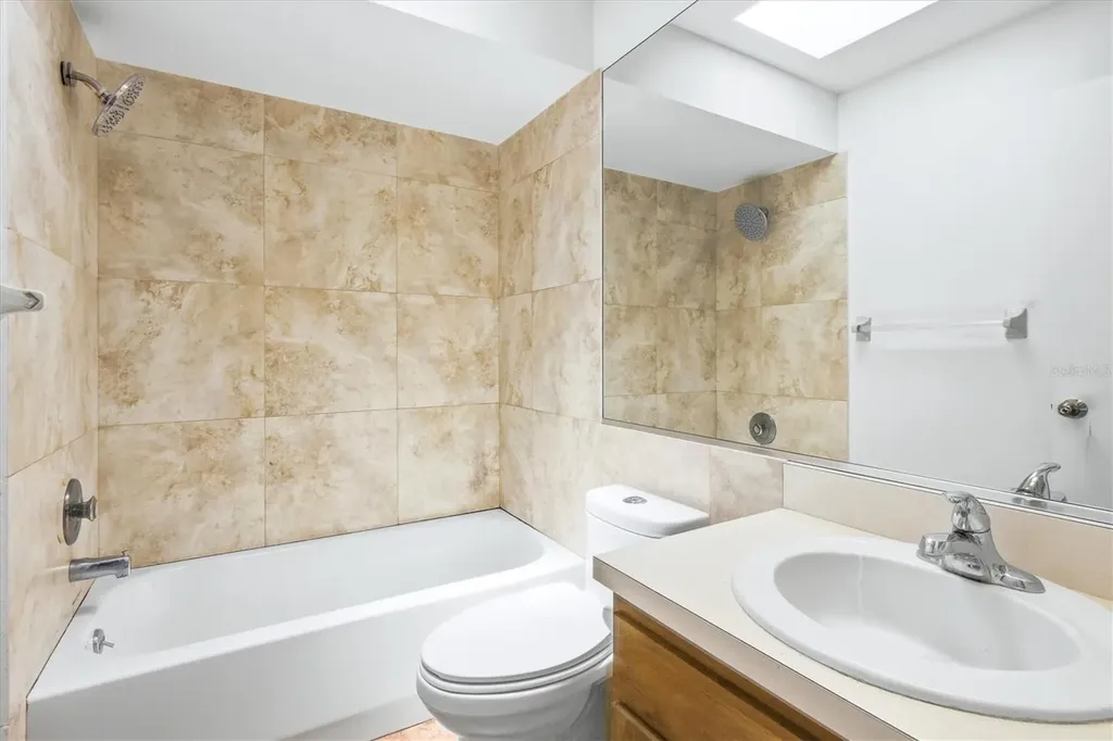 2777 Dueby Street Sarasota FL 34231