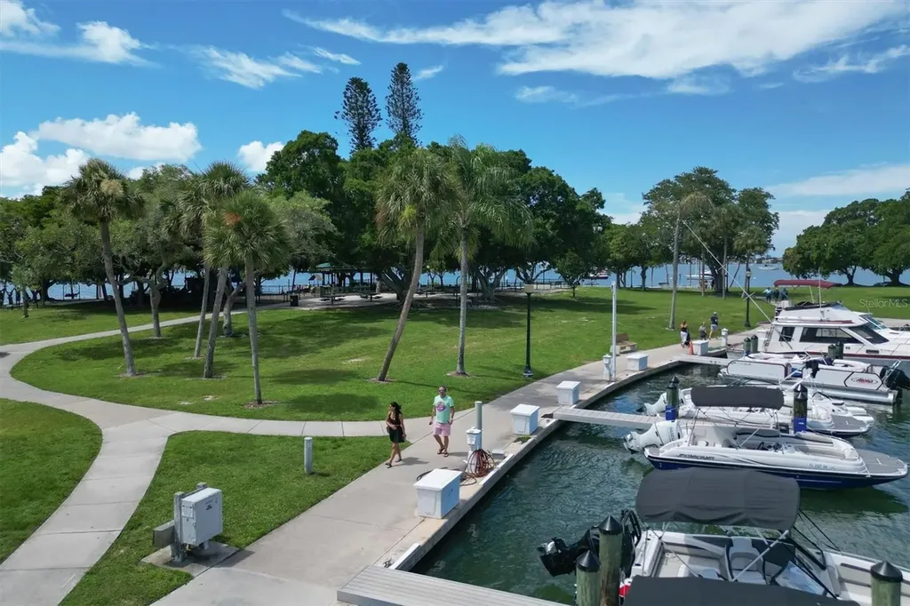 2777 Dueby Street Sarasota FL 34231