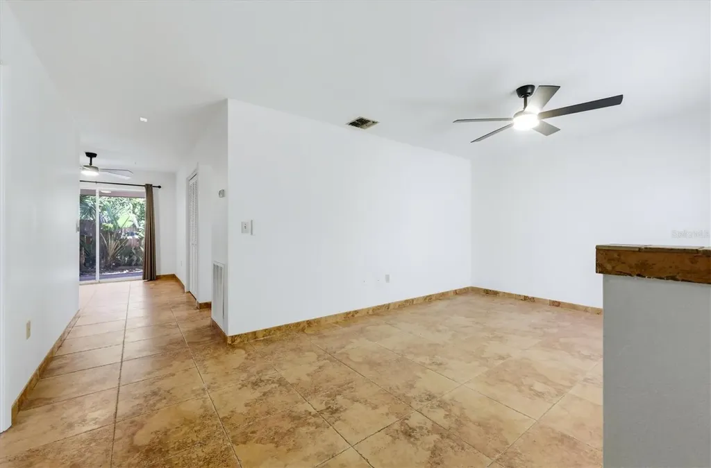 2777 Dueby Street Sarasota FL 34231