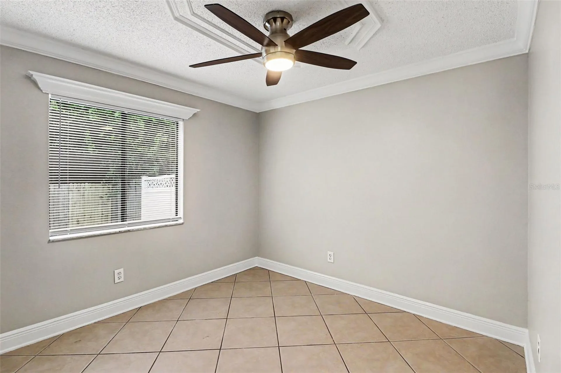 134 Coralwood Circle Kissimmee FL 34743