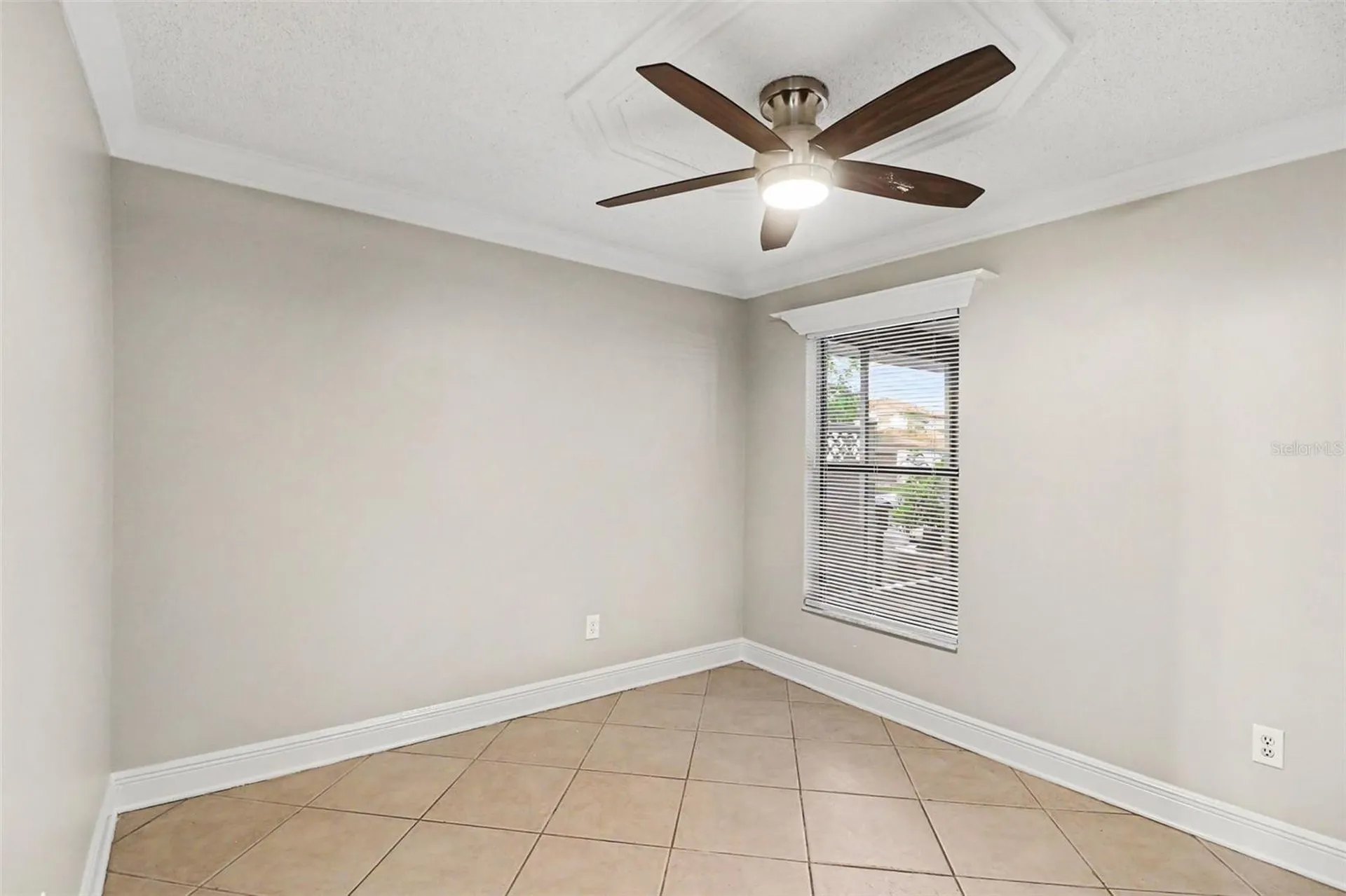 134 Coralwood Circle Kissimmee FL 34743