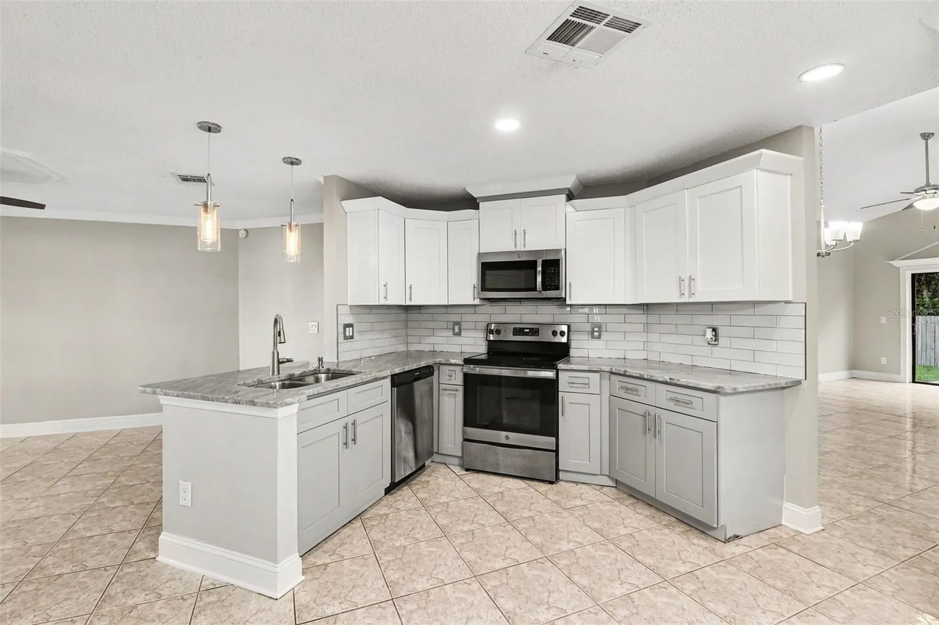 134 Coralwood Circle Kissimmee FL 34743
