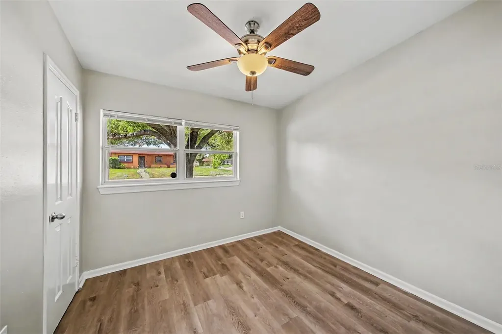 5909 Wolf Road Orlando FL 32808