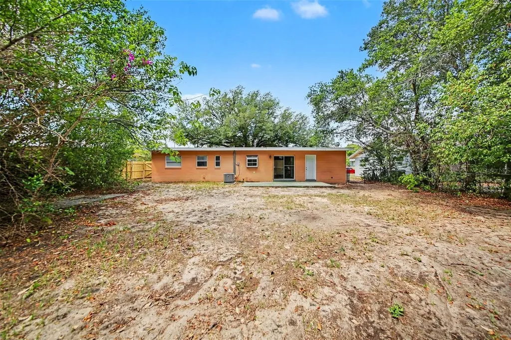 5909 Wolf Road Orlando FL 32808