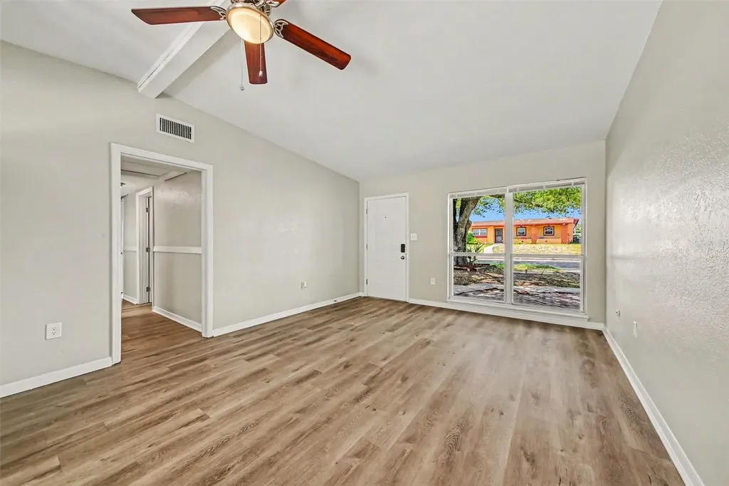 5909 Wolf Road Orlando FL 32808