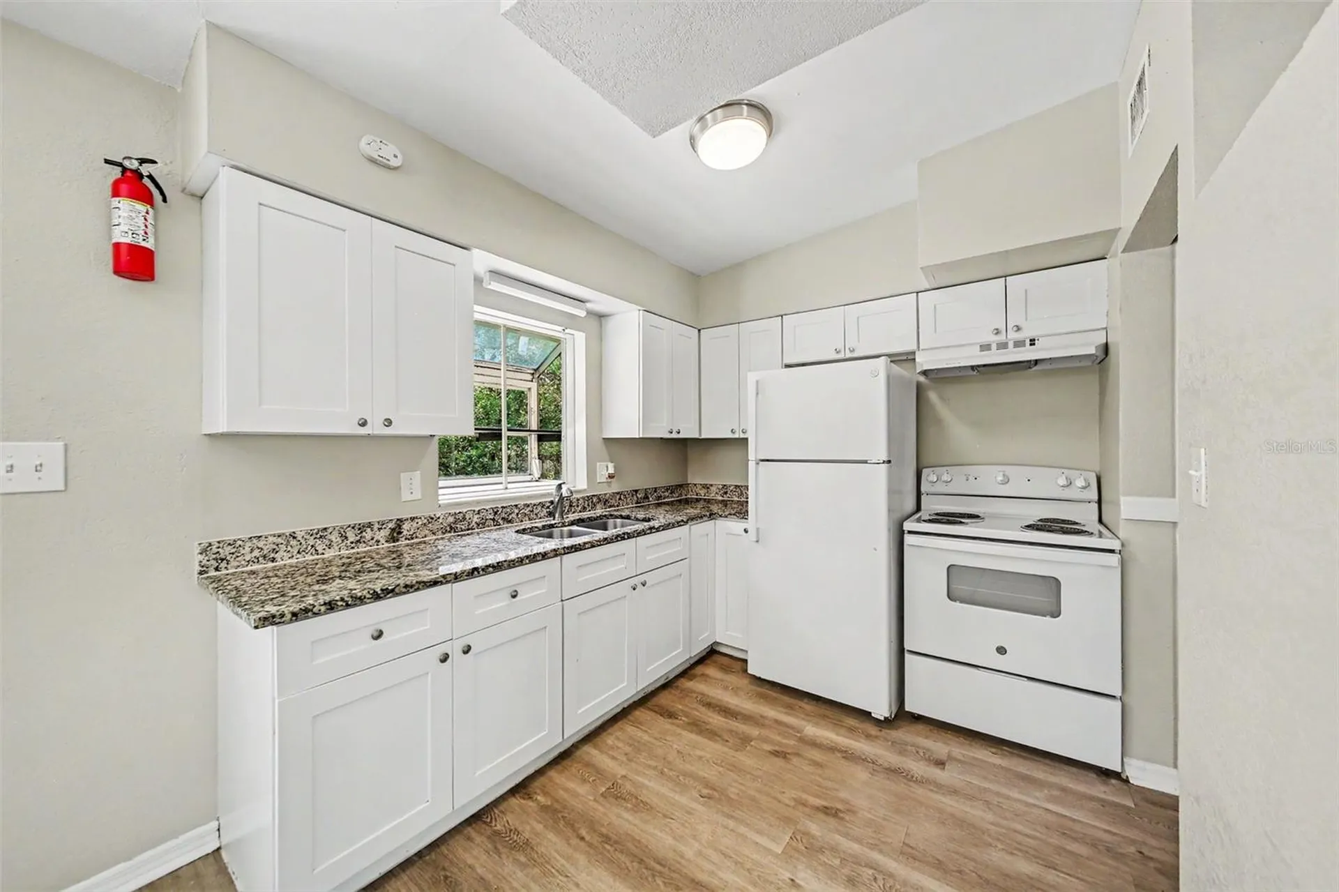 5909 Wolf Road Orlando FL 32808